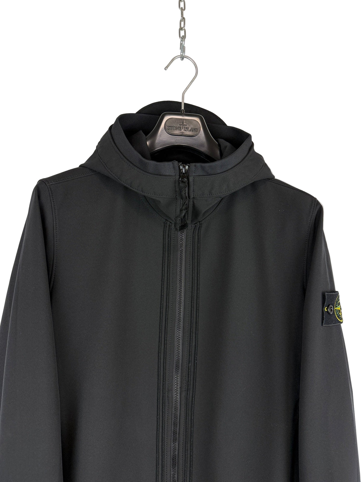 Giacca Light Soft Shell-R e.dye Technology nero con zip e cappuccio Stone Island - Taglia S