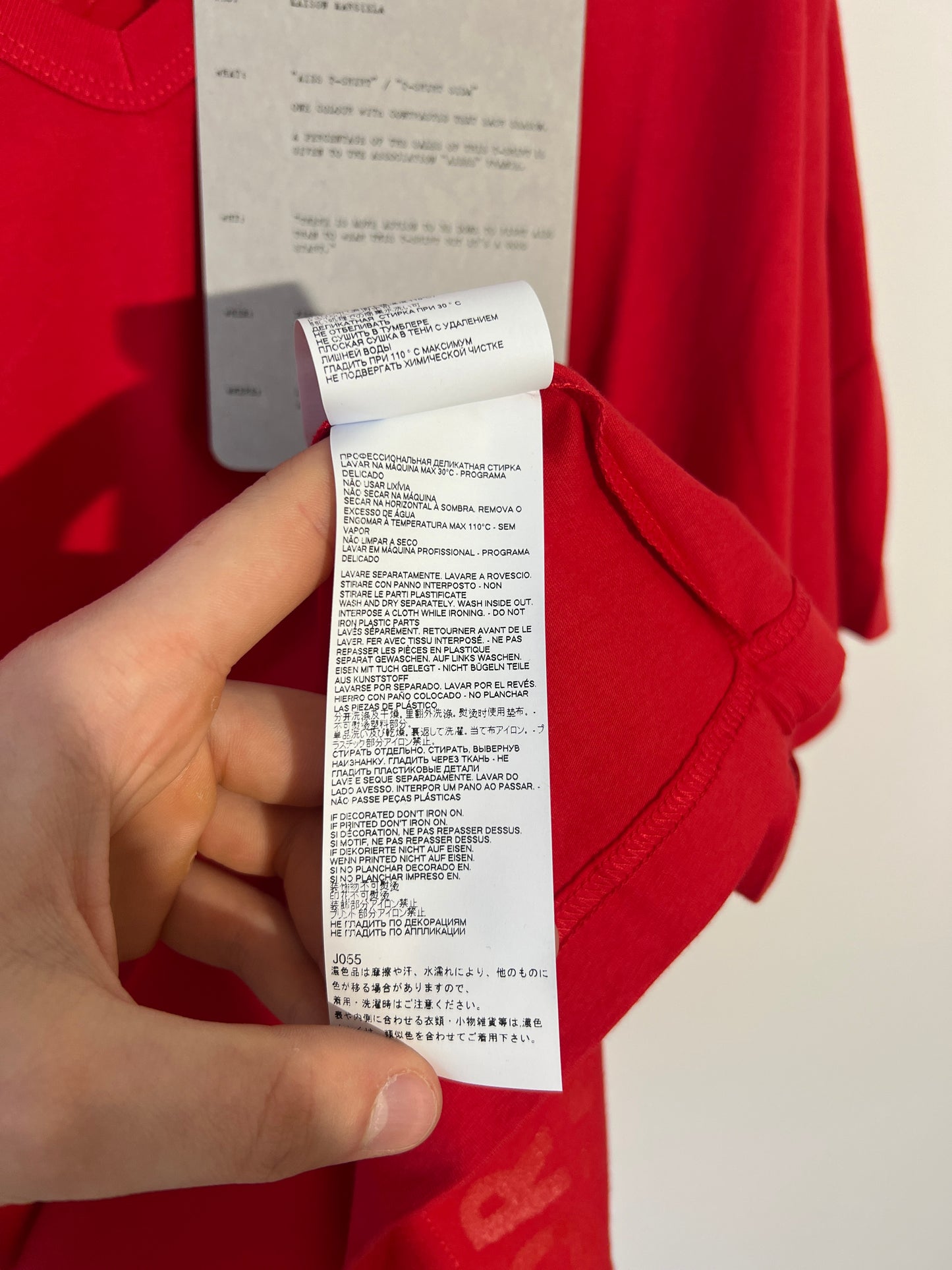 T-shirt rossa Maison Martin Margiela (nuova con cartellino) - Taglia XL
