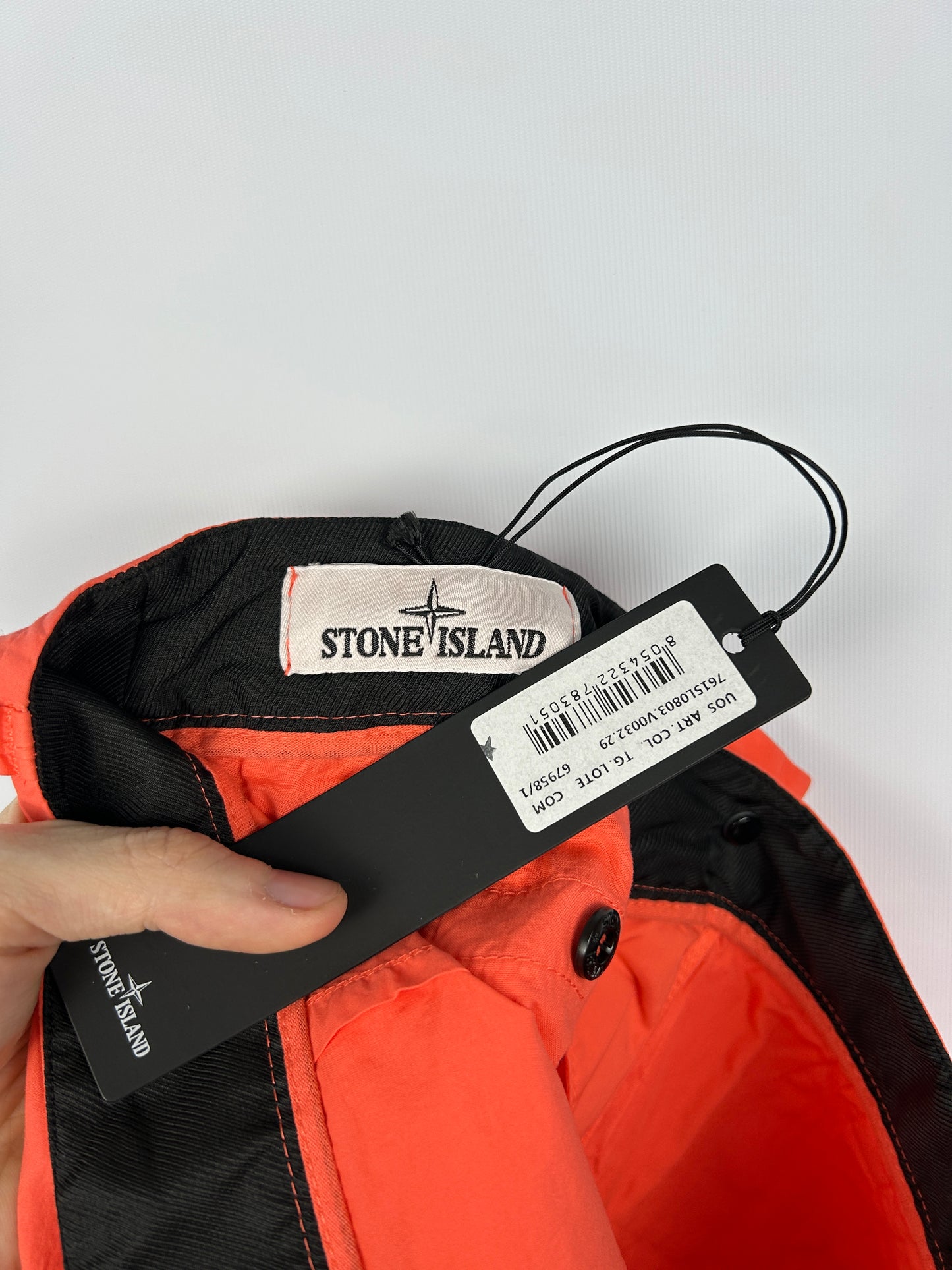 Pantaloncini cargo arancioni Stone Island (nuovi con cartellino) - Taglia W29