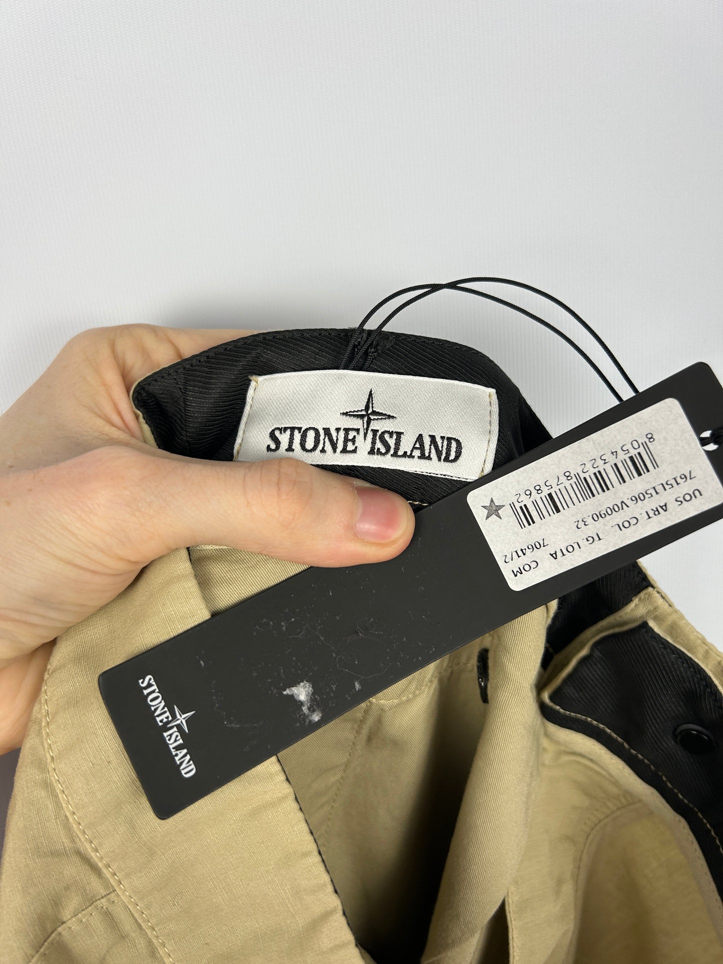 Pantaloncini cargo beige Stone Island (nuovi con cartellino) - Taglia W32
