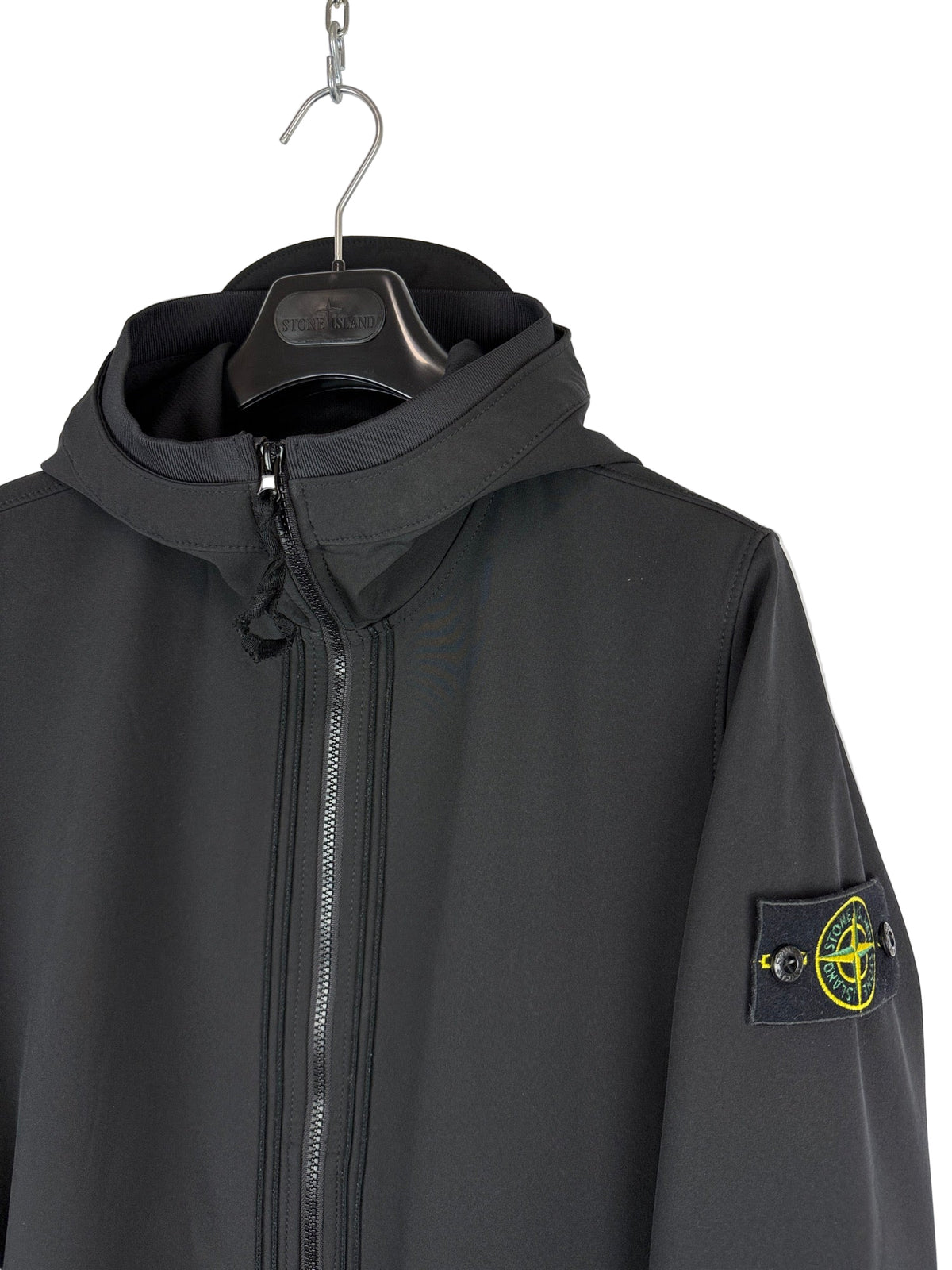 Giacca Light Soft Shell-R e.dye Technology nero con zip e cappuccio Stone Island - Taglia S