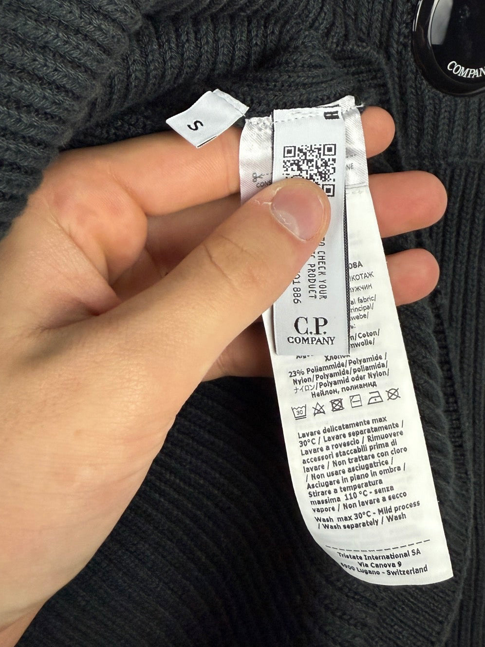 Maglione nero a mezza zip C.P. Company - Taglia S