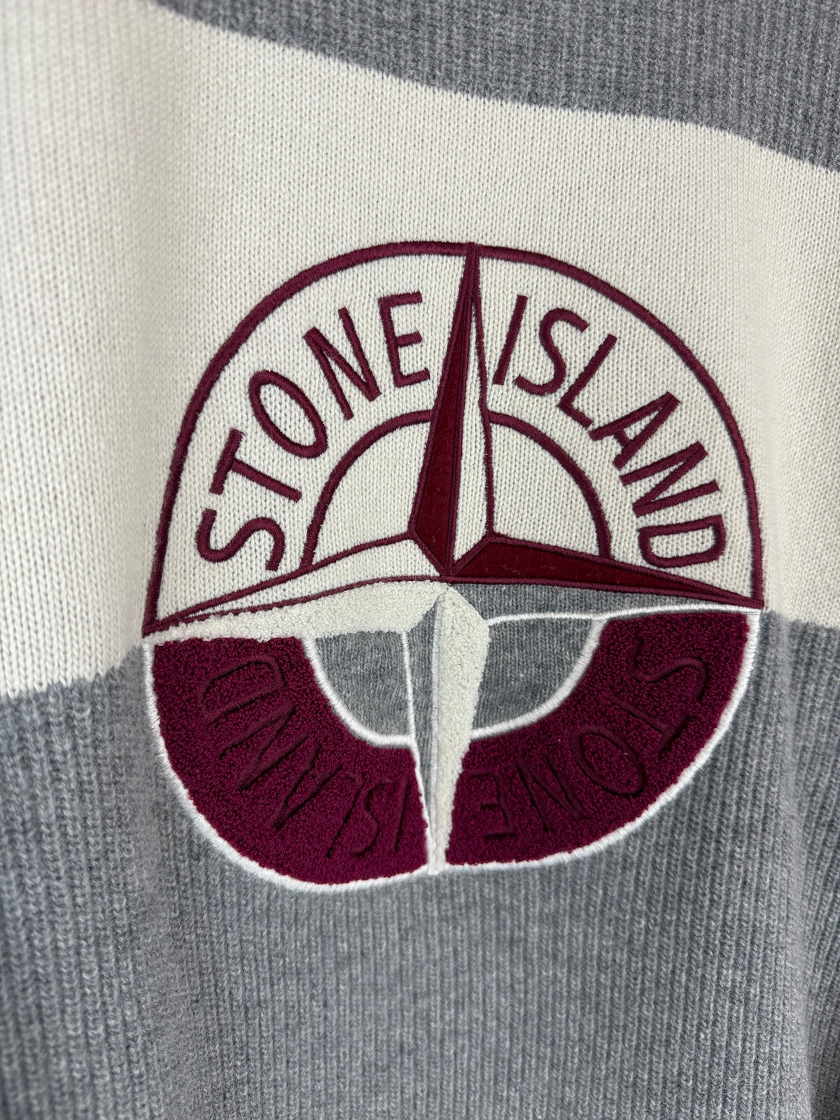 Maglione in lana con logo ricamato Stone Island - Taglia M