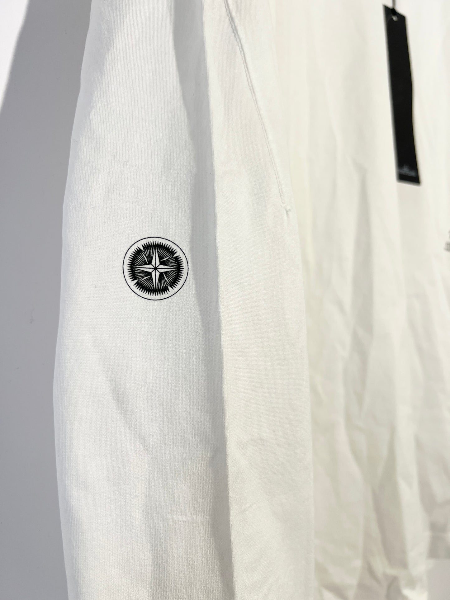 T-shirt a maniche lunghe bianca Stone Island Shadow Project (nuova con cartellino) - Taglia M