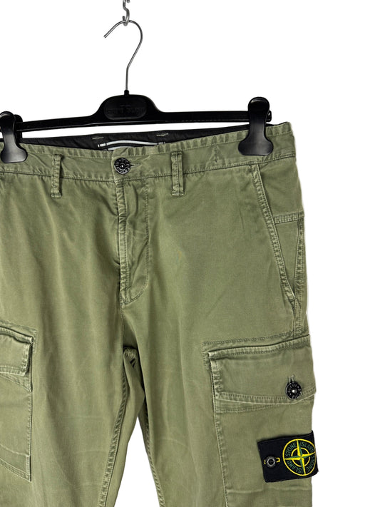 Pantaloni cargo verdi Stone Island - Taglia W31