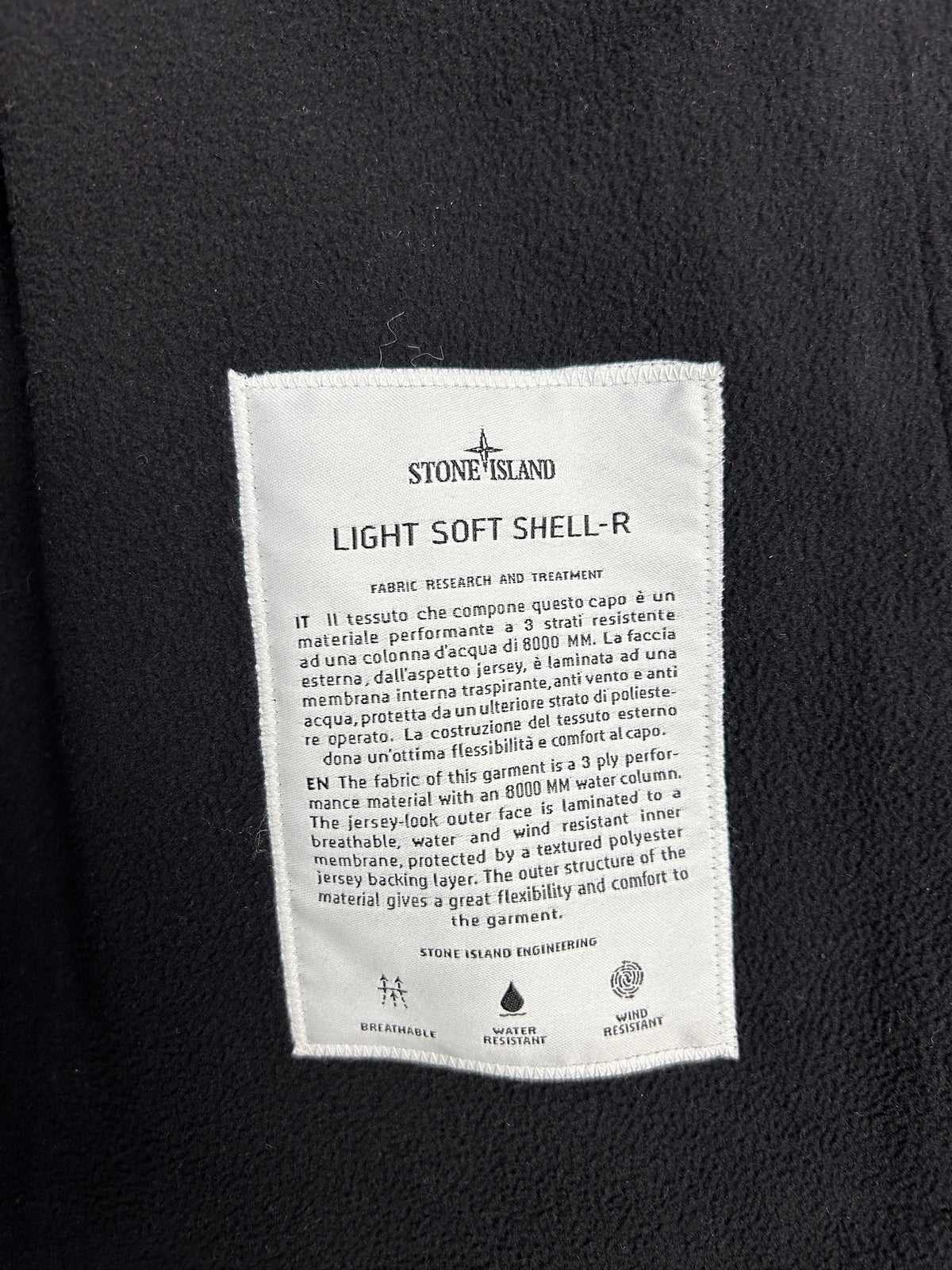 Giacca Prototipo Soft Shell-R nero con zip e cappuccio Stone Island nuovo - Taglia L