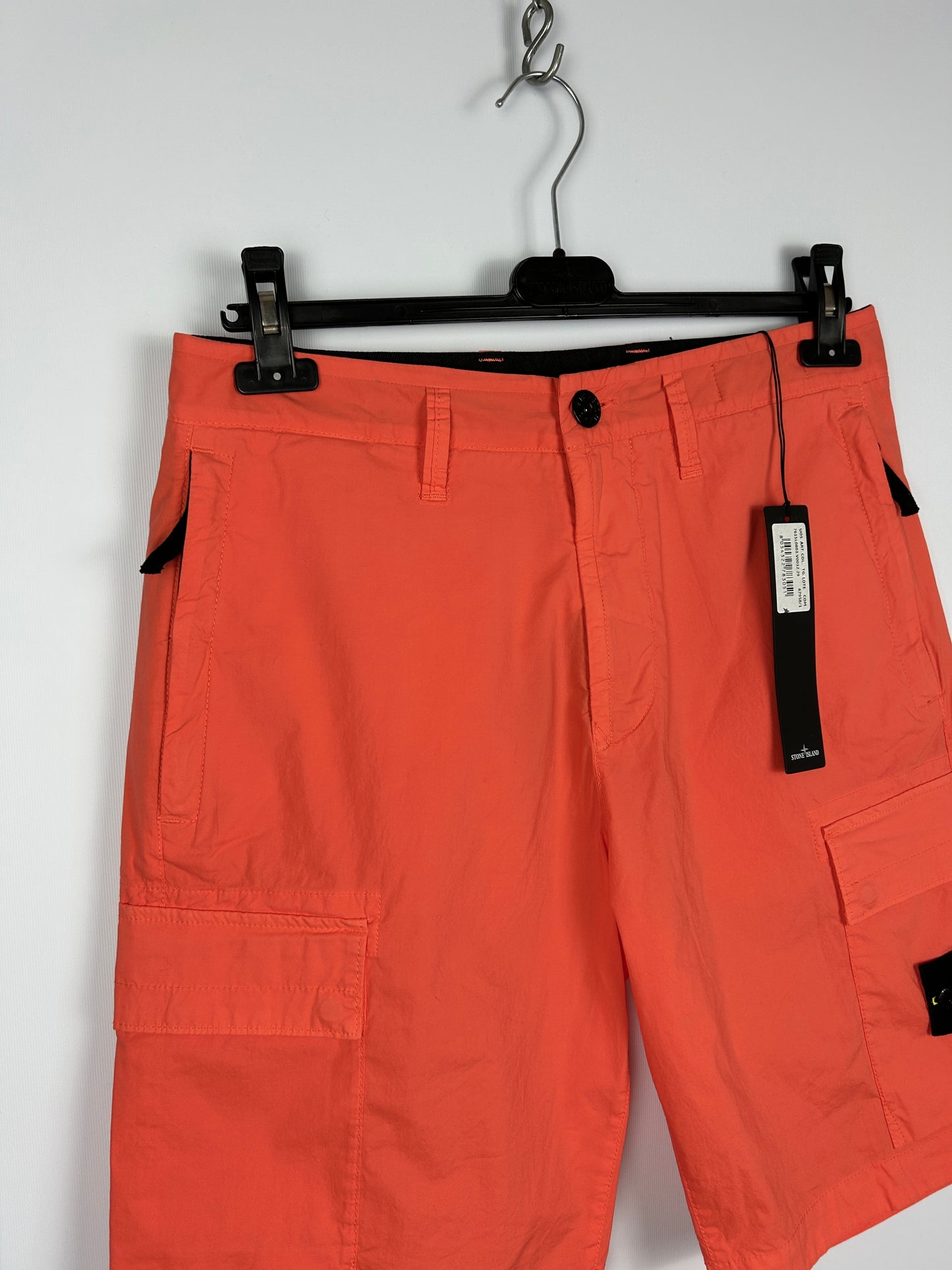 Pantaloncini cargo arancioni Stone Island (nuovi con cartellino) - Taglia W29