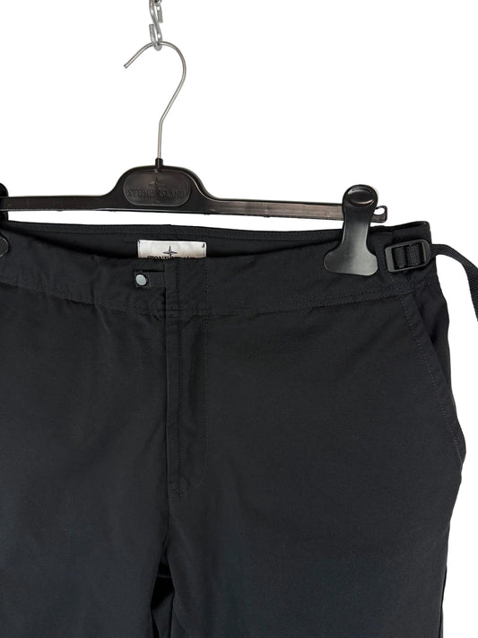 Pantaloni neri in nylon tecnico Soft Shell Stellina Stone Island - Taglia W32
