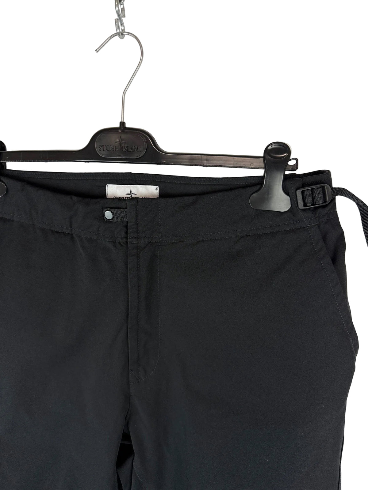 Pantaloni neri in nylon tecnico Soft Shell Stellina Stone Island - Taglia W32
