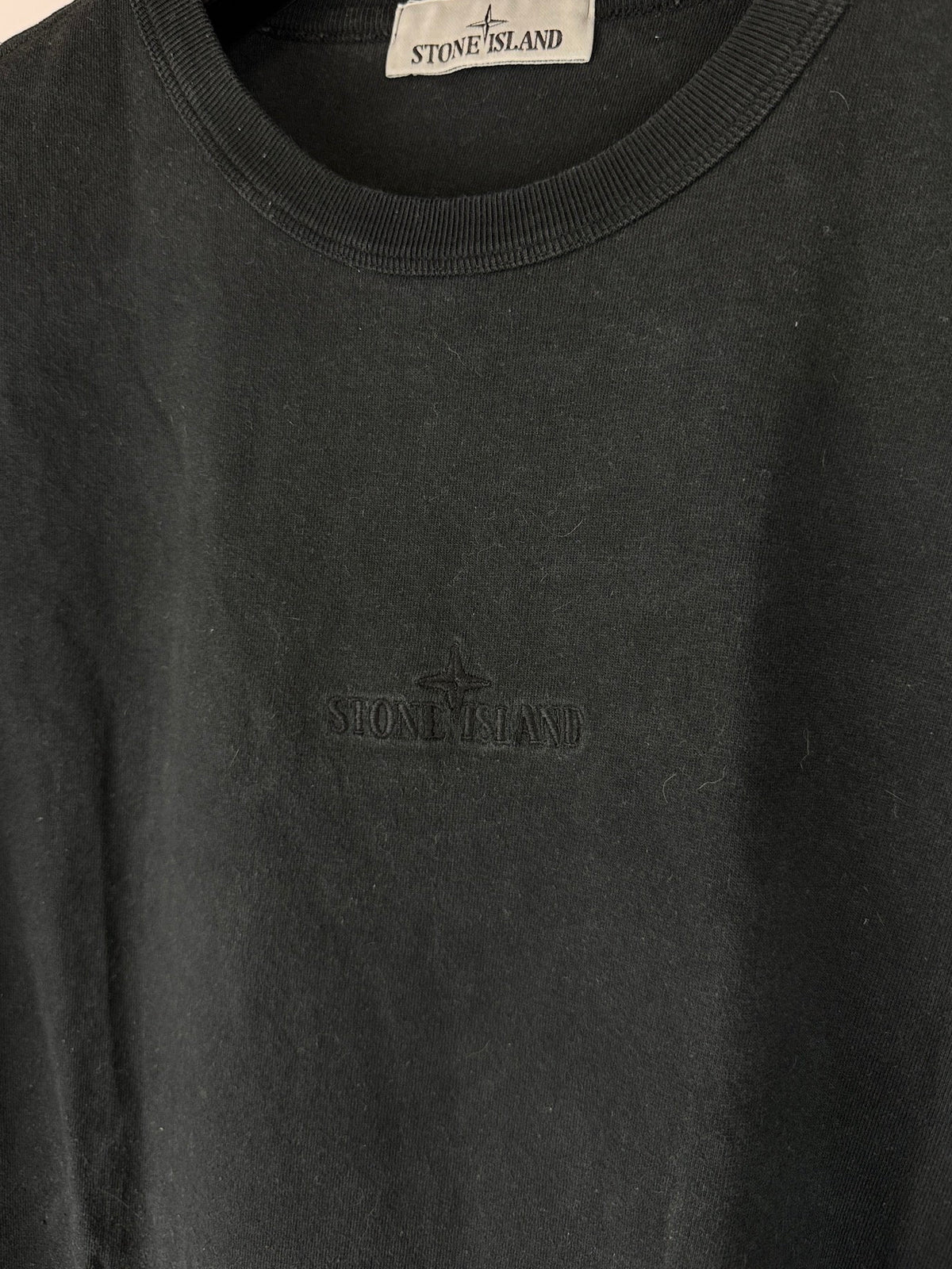 T-shirt nera con logo frontale Stone Island - Taglia XL - foto 5