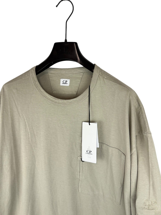 T-shirt grigia con taschino sul petto C.P. Company (nuova con cartellino) - Taglia XXL