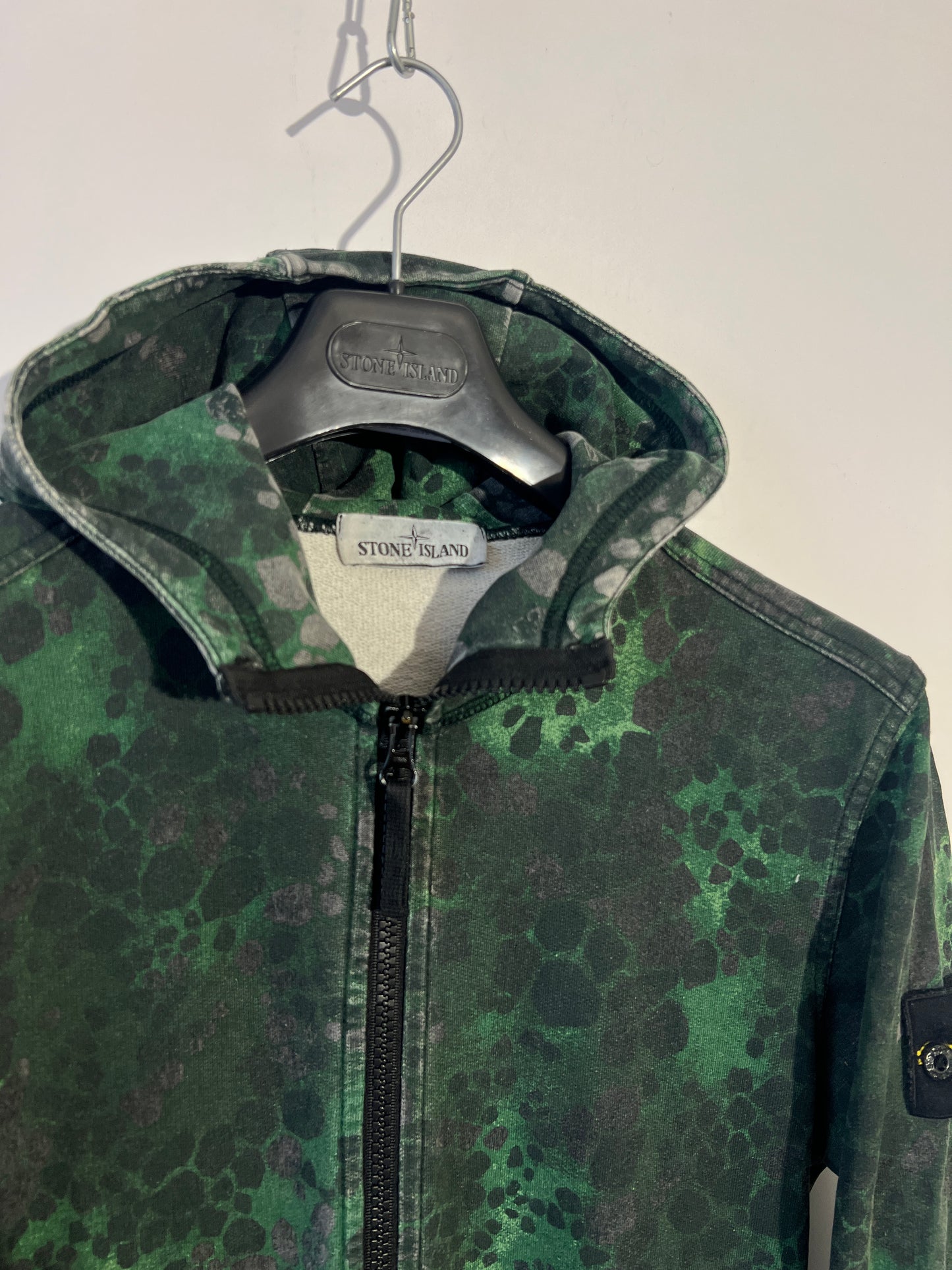 Felpa verde con zip e cappuccio Alligator Camo Stone Island - Taglia M