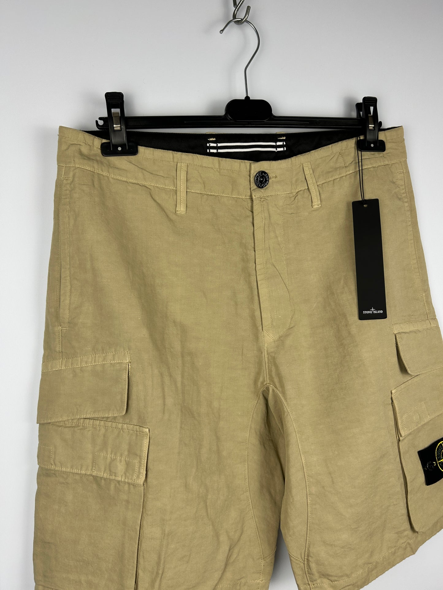 Pantaloncini cargo beige Stone Island (nuovi con cartellino) - Taglia W32