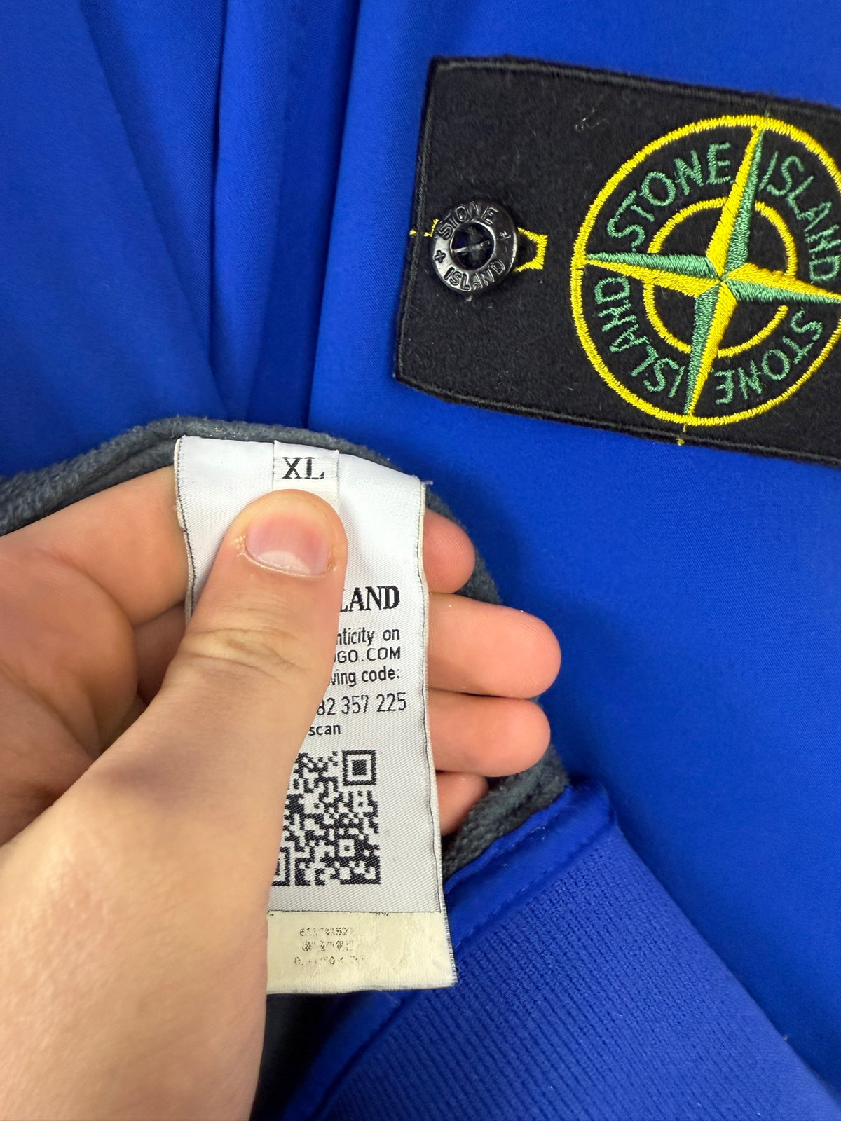 Giacca Soft Shell-R blu con zip e cappuccio Stone Island - Taglia XL