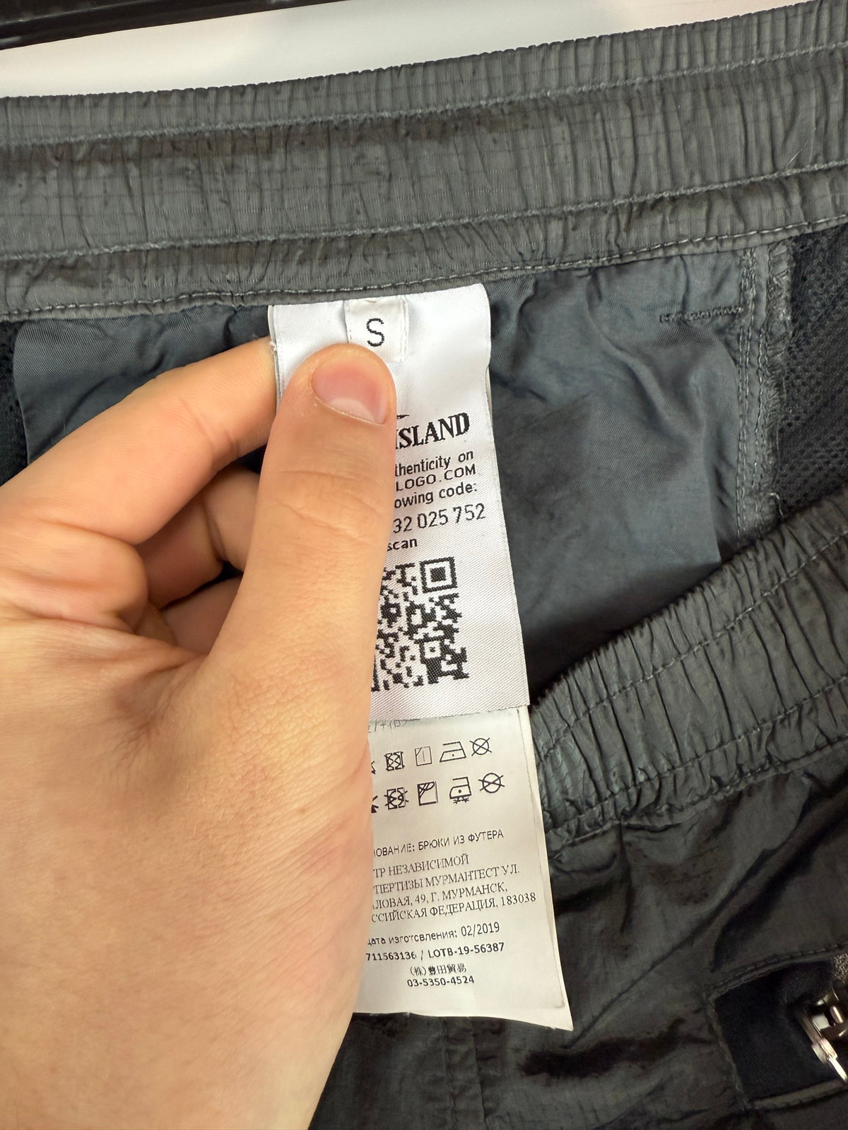 Pantaloni argentati in Nylon Metal Stone Island - Taglia S