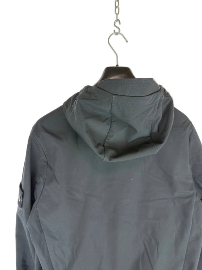 Giacca Soft Shell-R nera con zip e cappuccio Stone Island - Taglia L