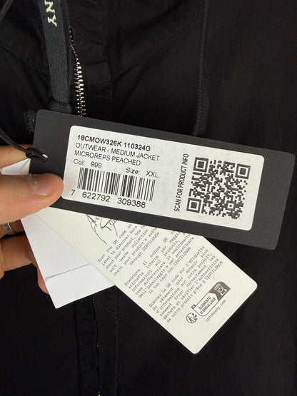 Giacca nera con zip e cappuccio C.P. Company (nuova con cartellino) - Taglia L, XL, XXL