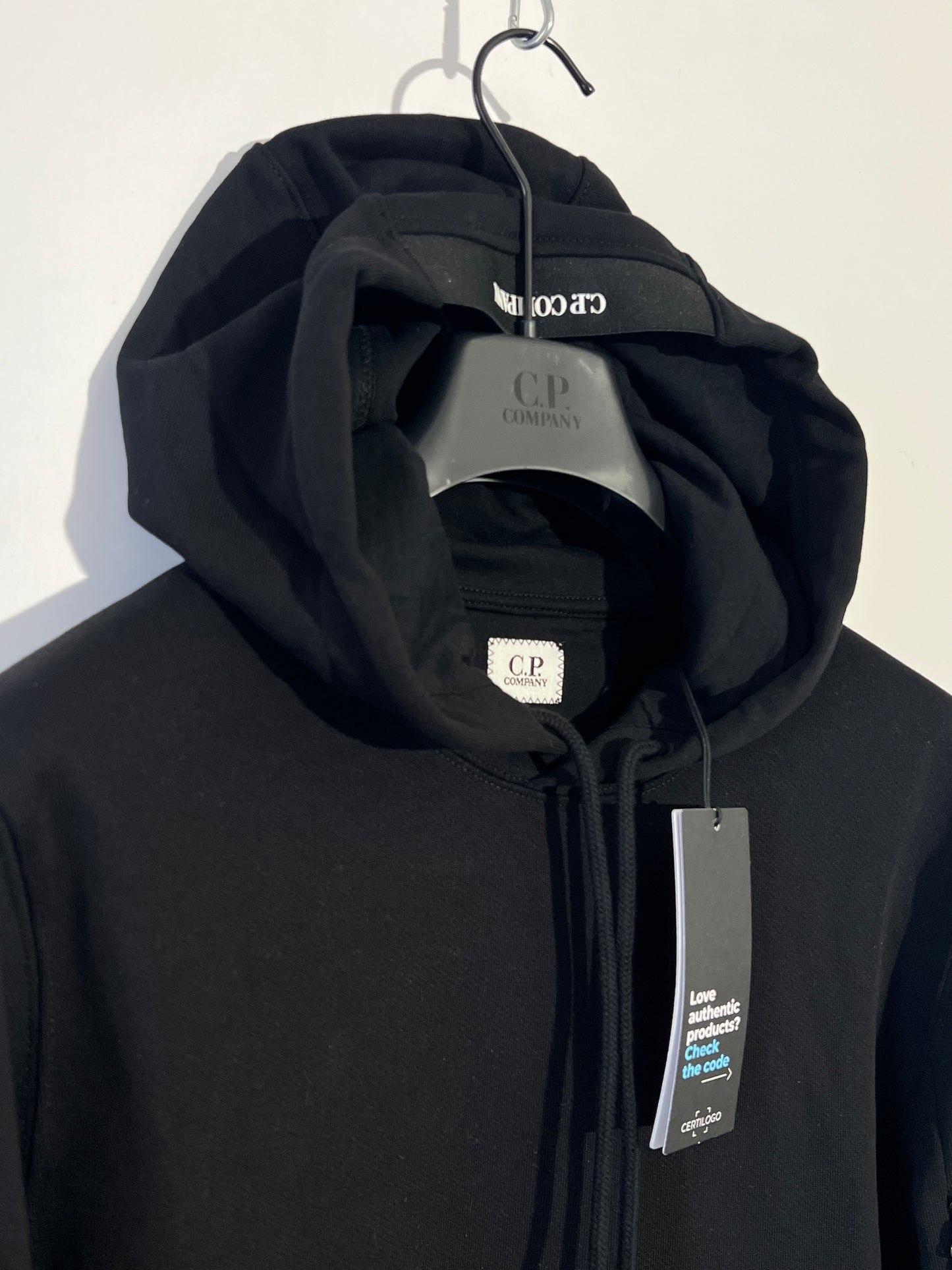 Felpa nera con cappuccio C.P. Company (nuova con cartellino) - Taglia S
