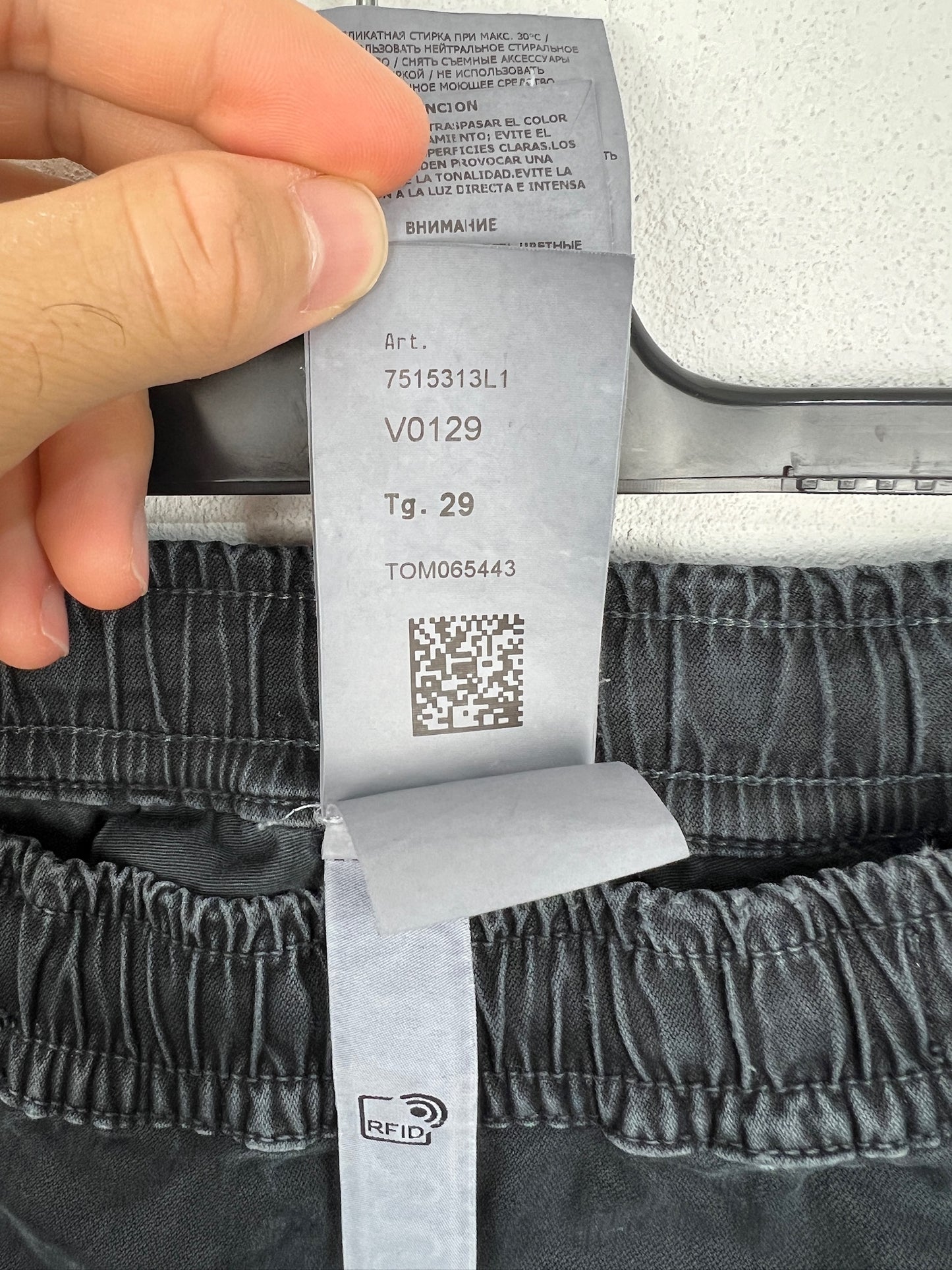 Pantaloni cargo neri Stone Island - Taglia W29