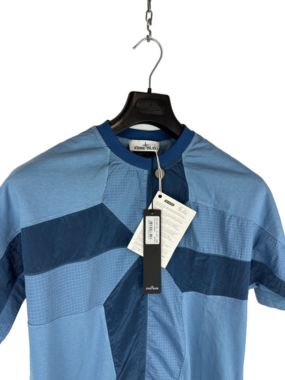 T-shirt blu con logo in Nylon Metal Stone Island (nuova con cartellino) - Taglia M