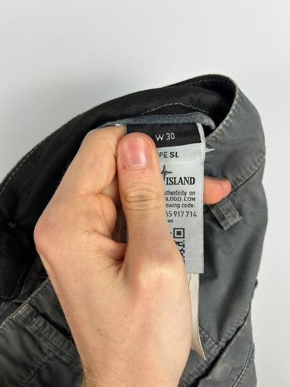 Pantaloncini cargo grigi Stone Island - Taglia W30