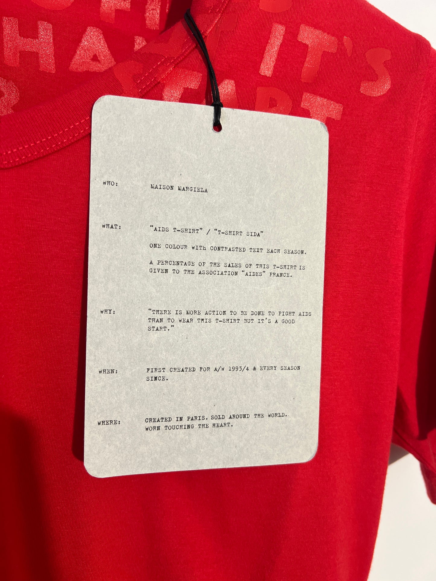 T-shirt rossa Maison Martin Margiela (nuova con cartellino) - Taglia S