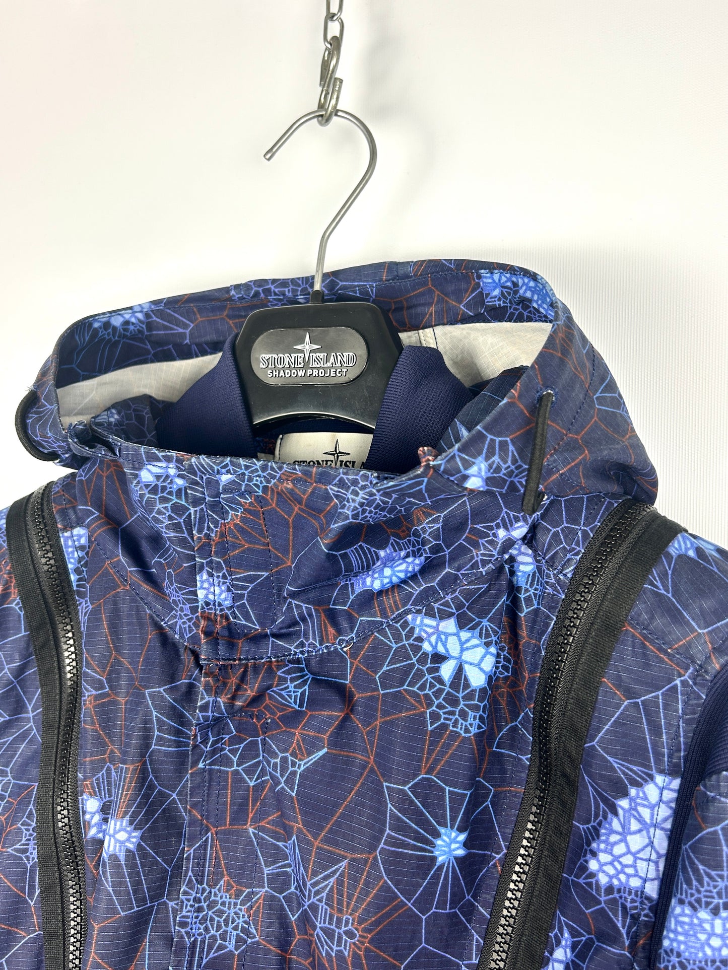 Giacca con cappuccio blu Stone Island Printed Heat Reactive Thermosensitive Fabric - Taglia L