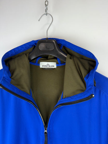 Giacca Light Soft Shell-R blu con zip e cappuccio Stone Island - Taglia XXL