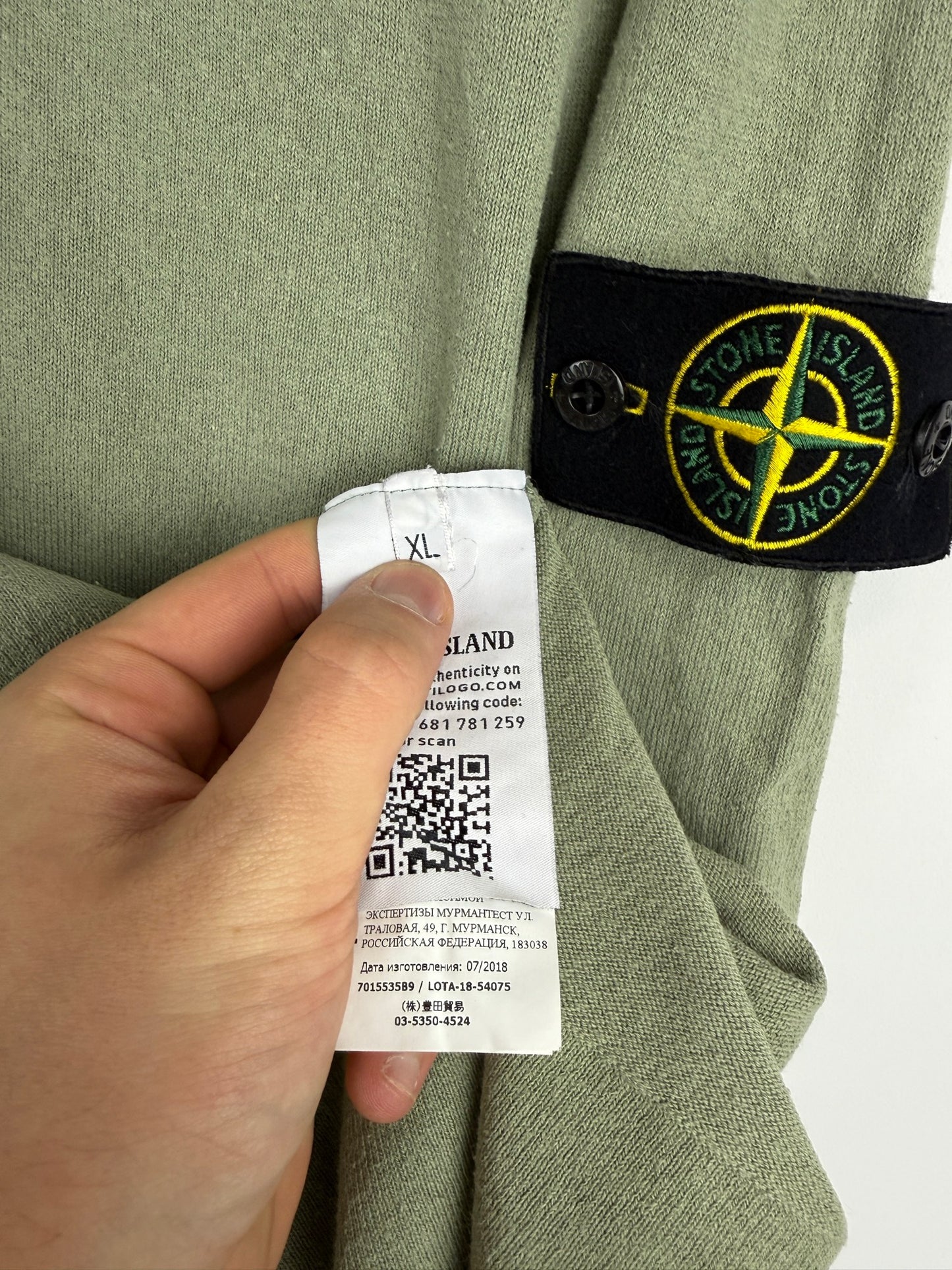 Maglione verde con strisce sui polsini Stone Island - Taglia XL