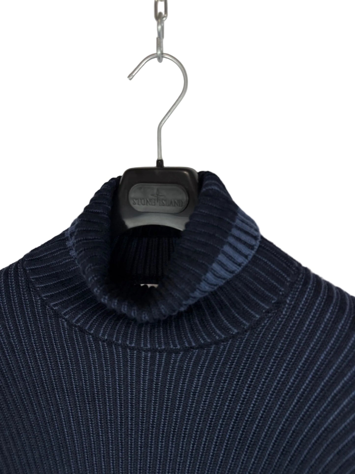 Maglione dolcevita a coste blu Stone Island - Taglia M