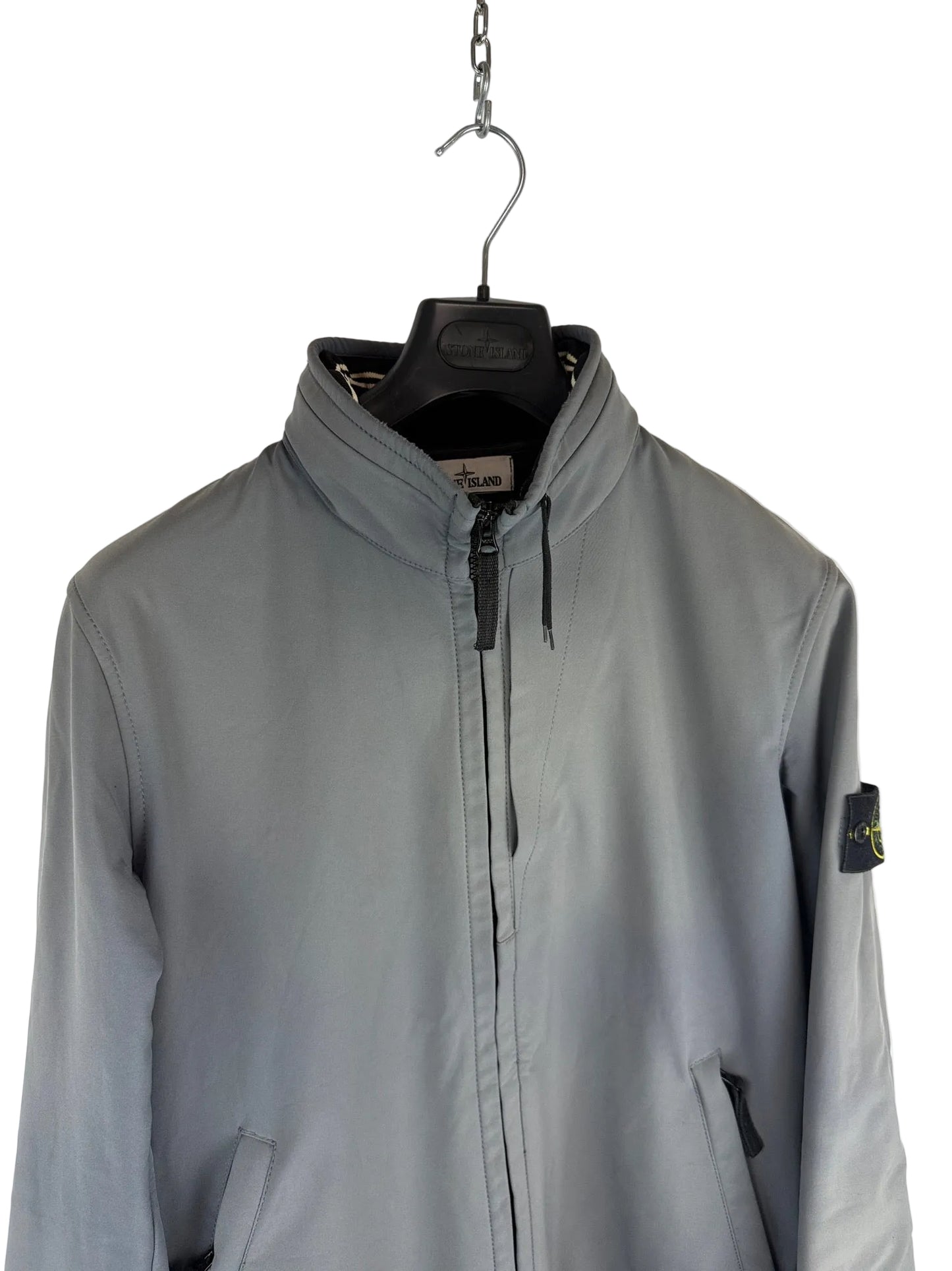 Giacca Light Soft Shell-R grigia con zip e cappuccio Stone Island - Taglia L