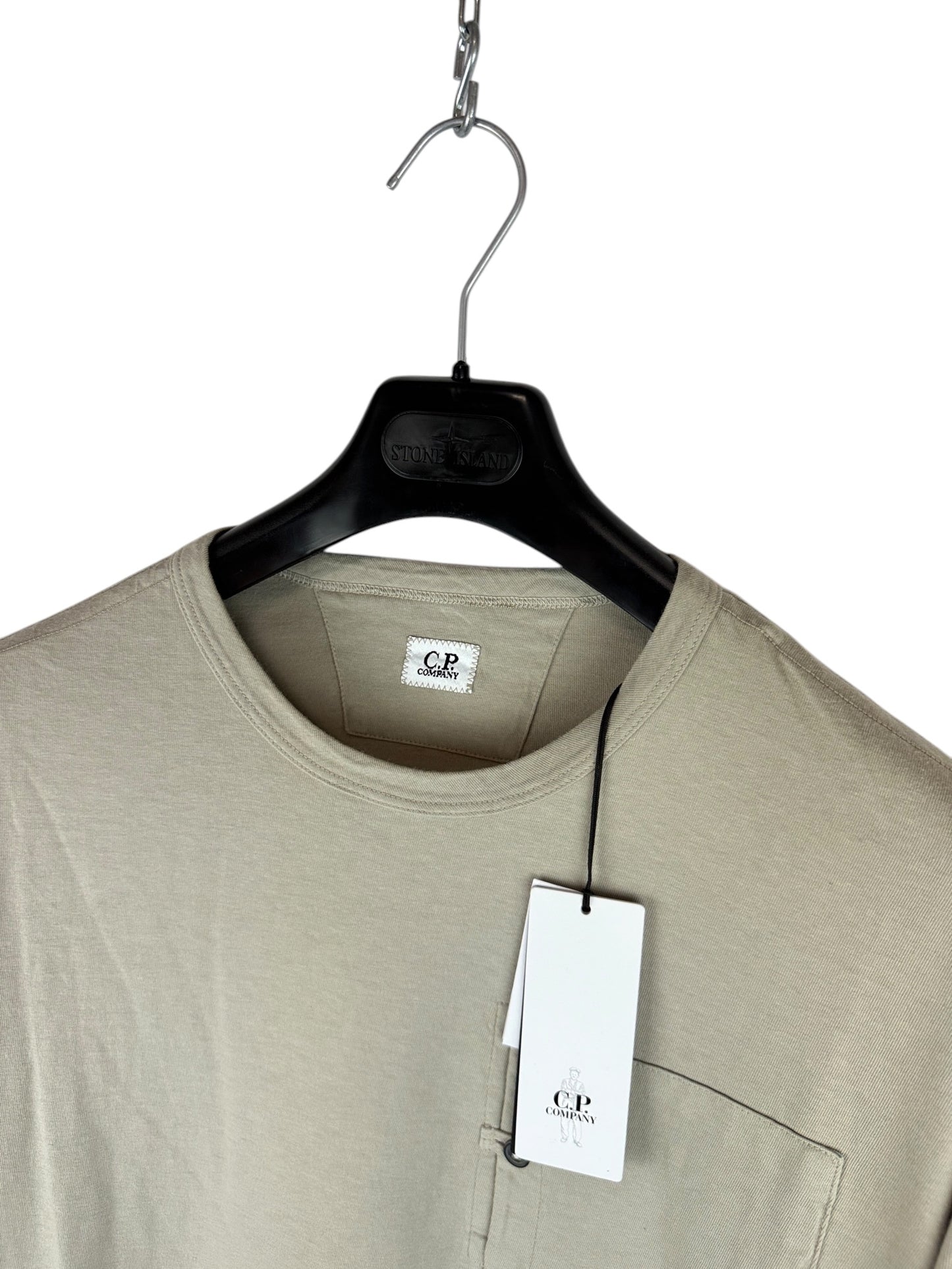 T-shirt grigia con taschino sul petto C.P. Company (nuova con cartellino) - Taglia XL