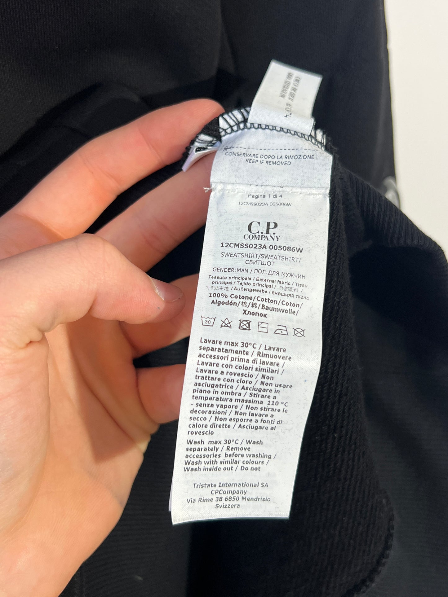 Felpa nera con cappuccio C.P. Company (nuova con cartellino) - Taglia S