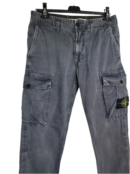 Pantaloni cargo blu Stone Island - Taglia W30