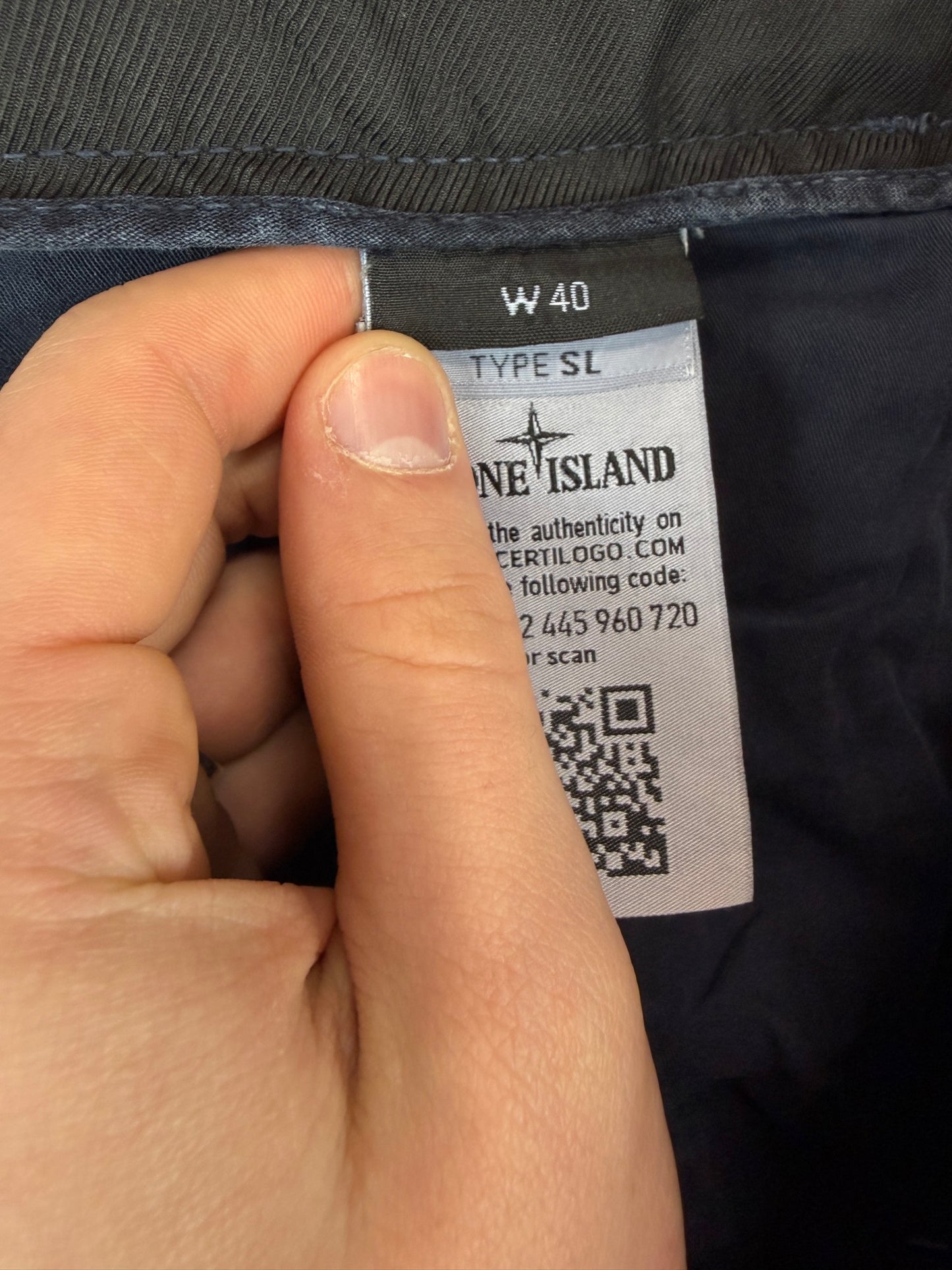 Pantaloncini cargo grigi Stone Island - Taglia W40