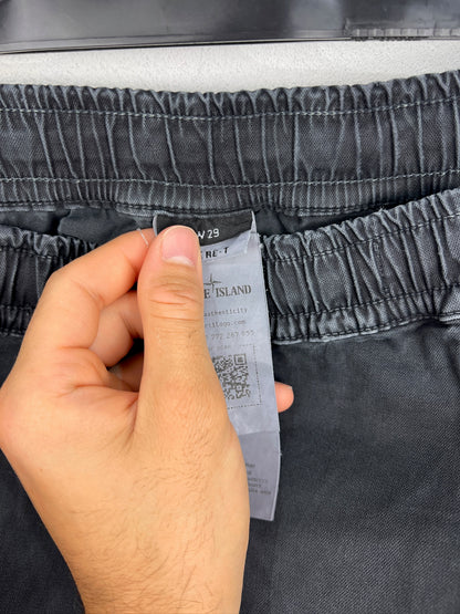 Pantaloni cargo neri Stone Island - Taglia W29