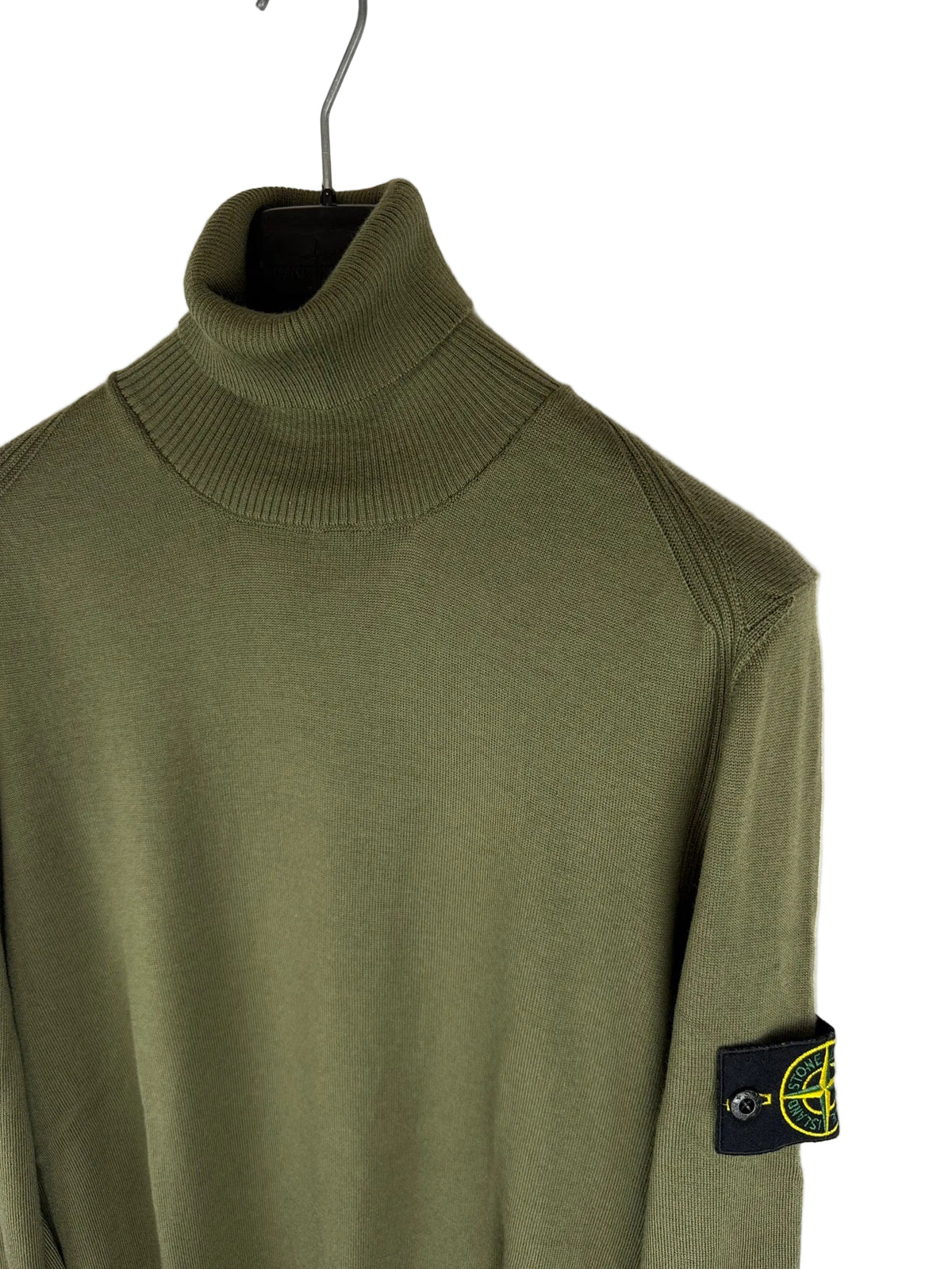 Maglione dolcevita verde in 100% lana Stone Island - Taglia M