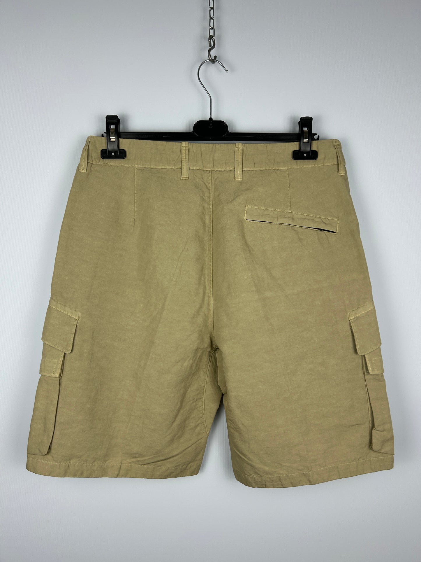 Pantaloncini cargo beige Stone Island (nuovi con cartellino) - Taglia W32