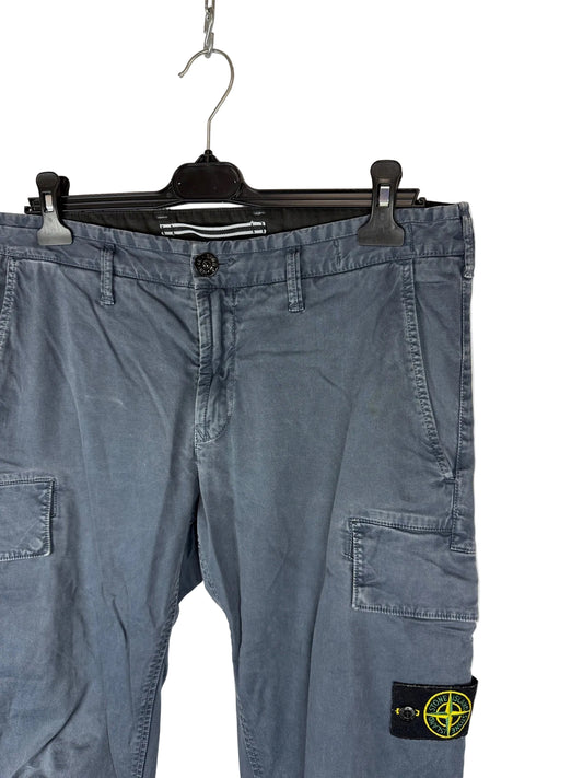 Pantaloni cargo blu Stone Island - Taglia W33
