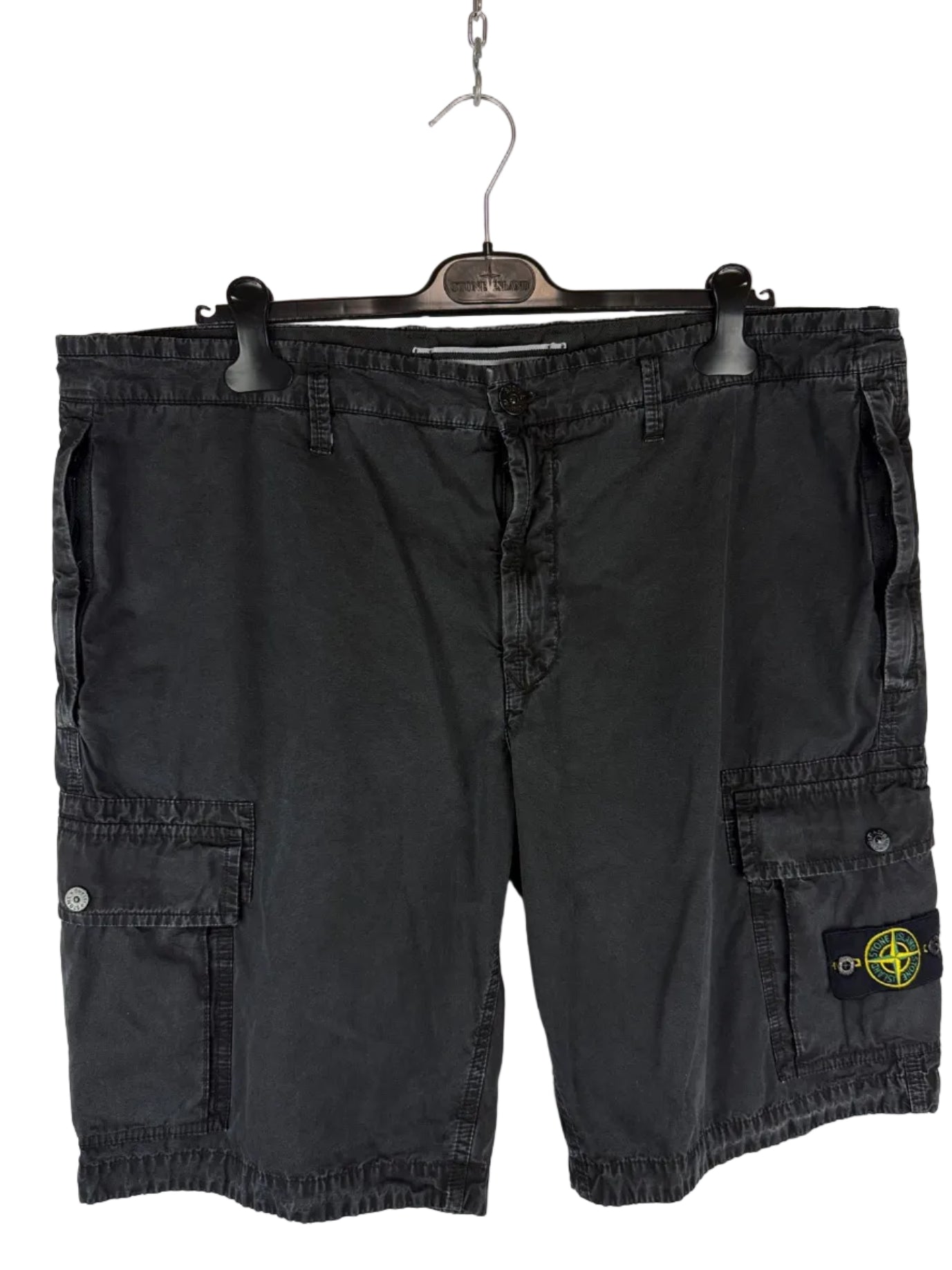 Pantaloncini cargo neri Stone Island - Taglia W40