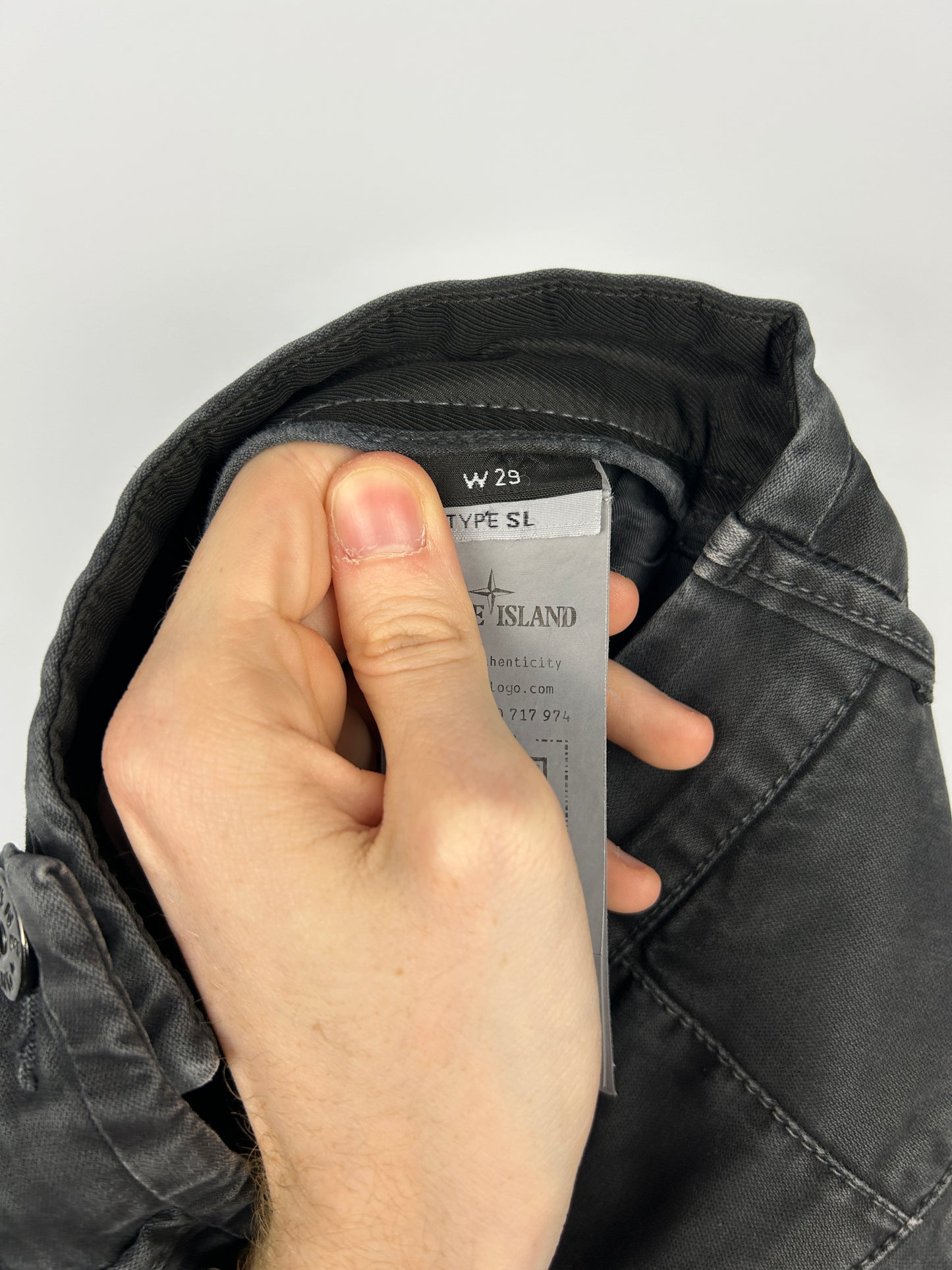 Pantaloni cargo grigi Stone Island - Taglia W29