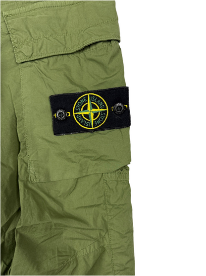 Pantaloni cargo verdi Stone Island - Taglia W32