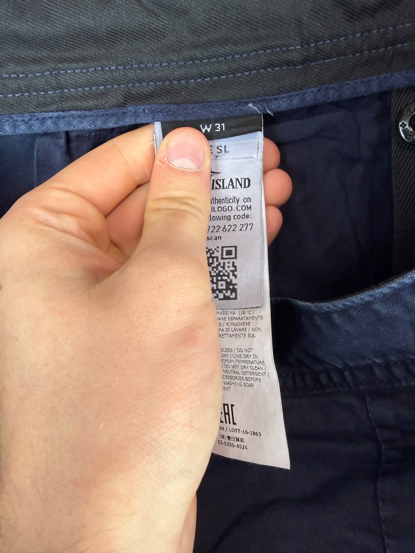 Pantaloncini cargo blu Stone Island - Taglia W31