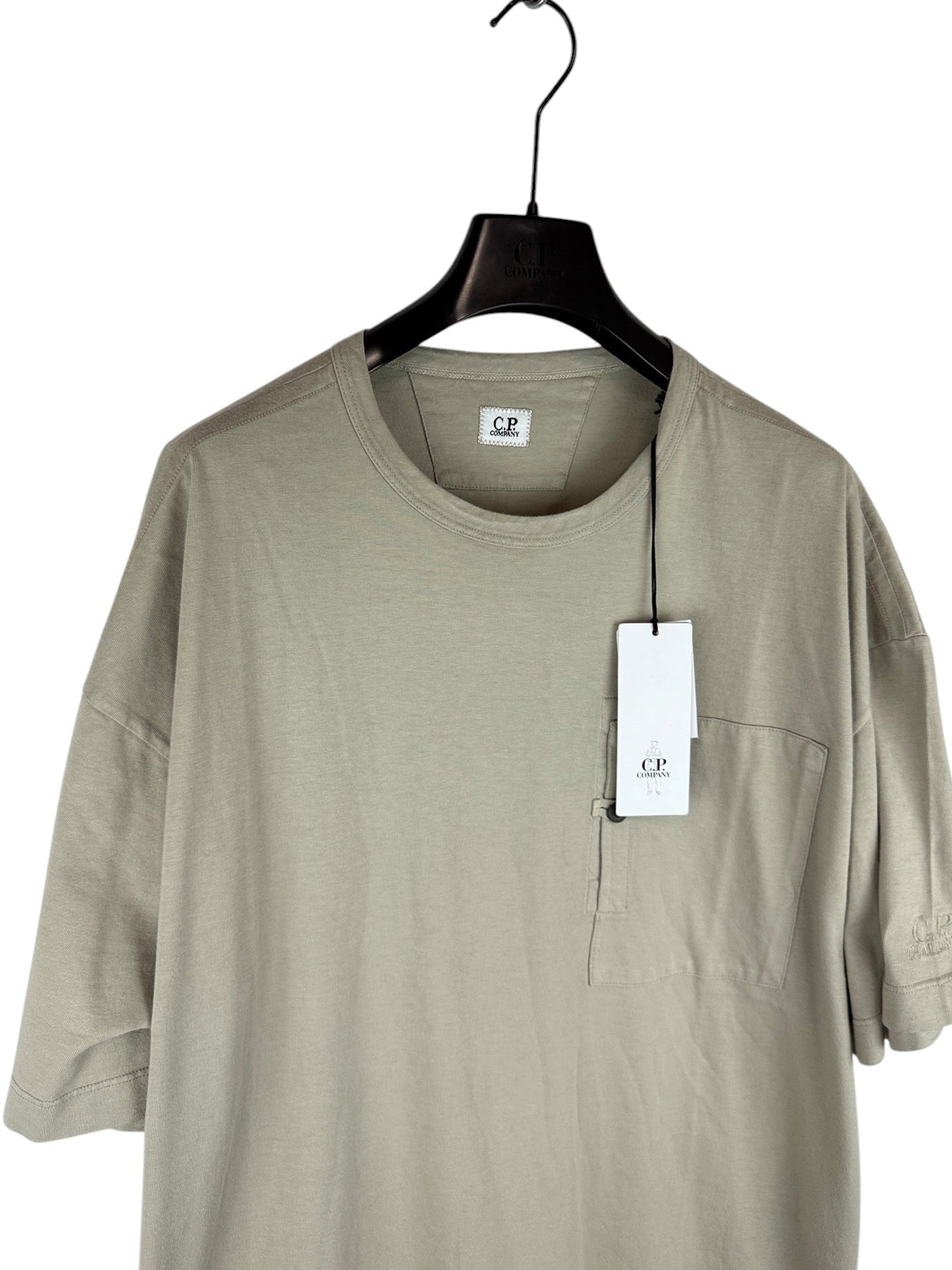 T-shirt grigia con taschino sul petto C.P. Company (nuova con cartellino) - Taglia XXL