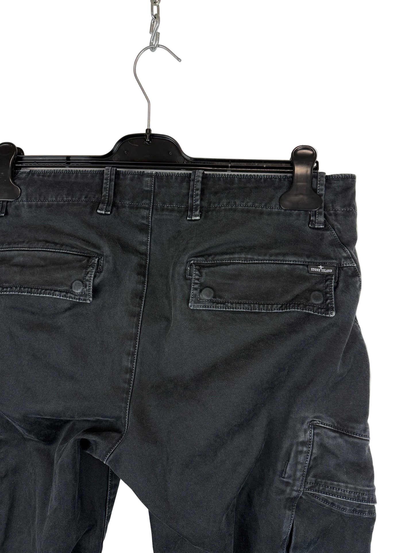 Pantaloni cargo neri Stone Island - Taglia W31