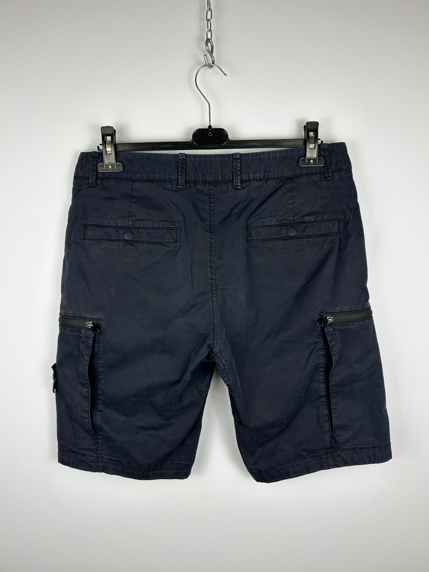 Pantaloncini cargo blu navy Stone Island - Taglia W32