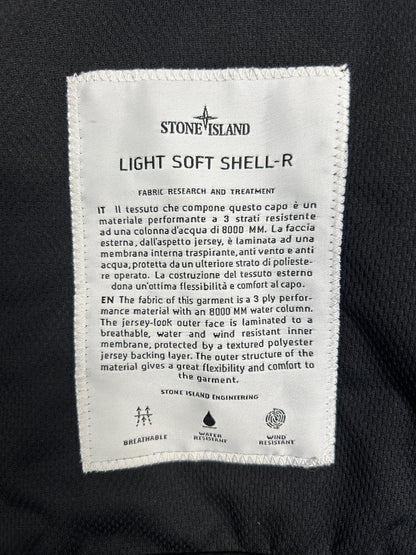 Giacca Light Soft Shell-R nero con zip e cappuccio Stone Island - Taglia M