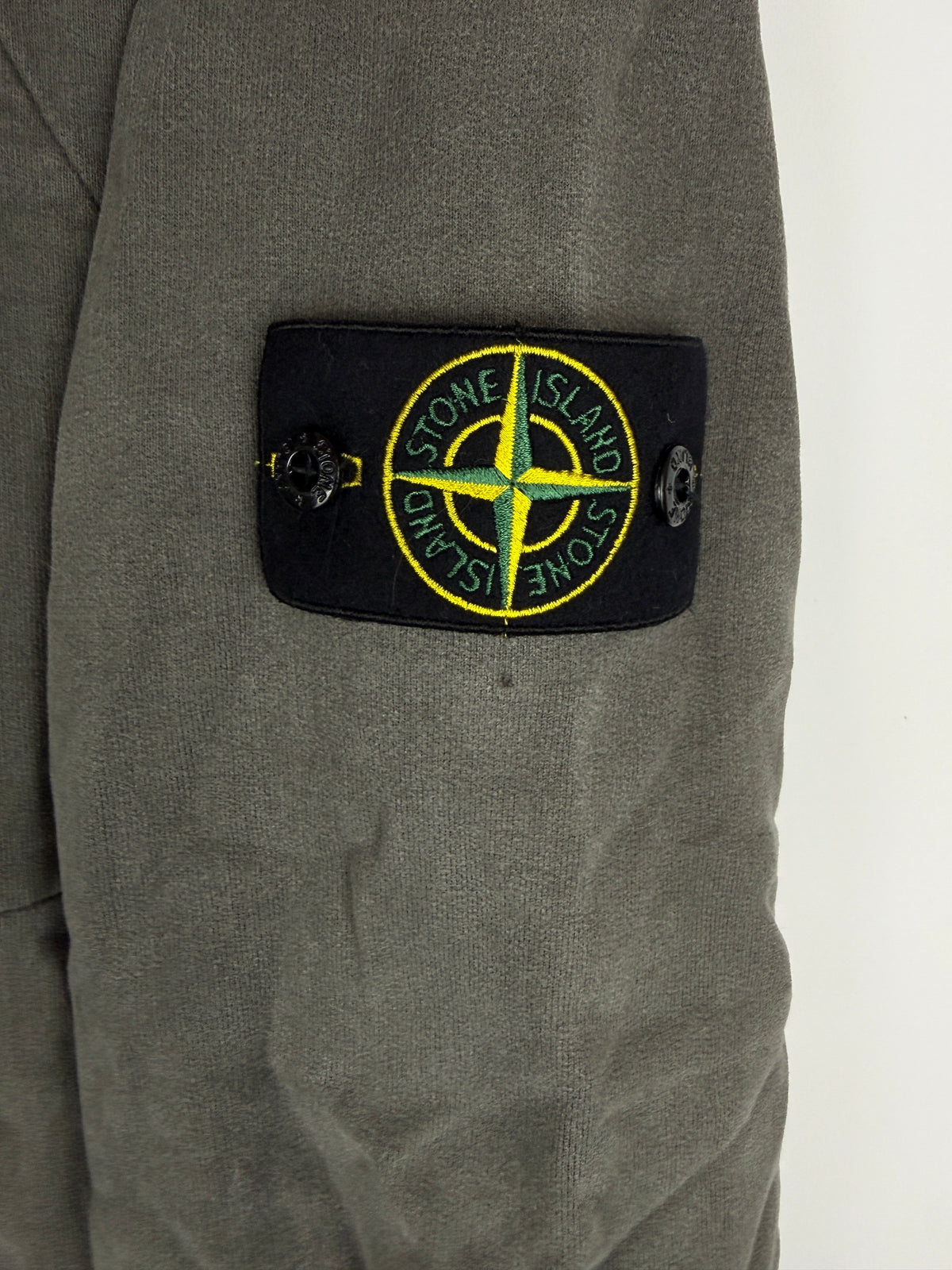 Maglione Vintage grigio con zip 1/4 Stone Island - Taglia XXL - foto 8