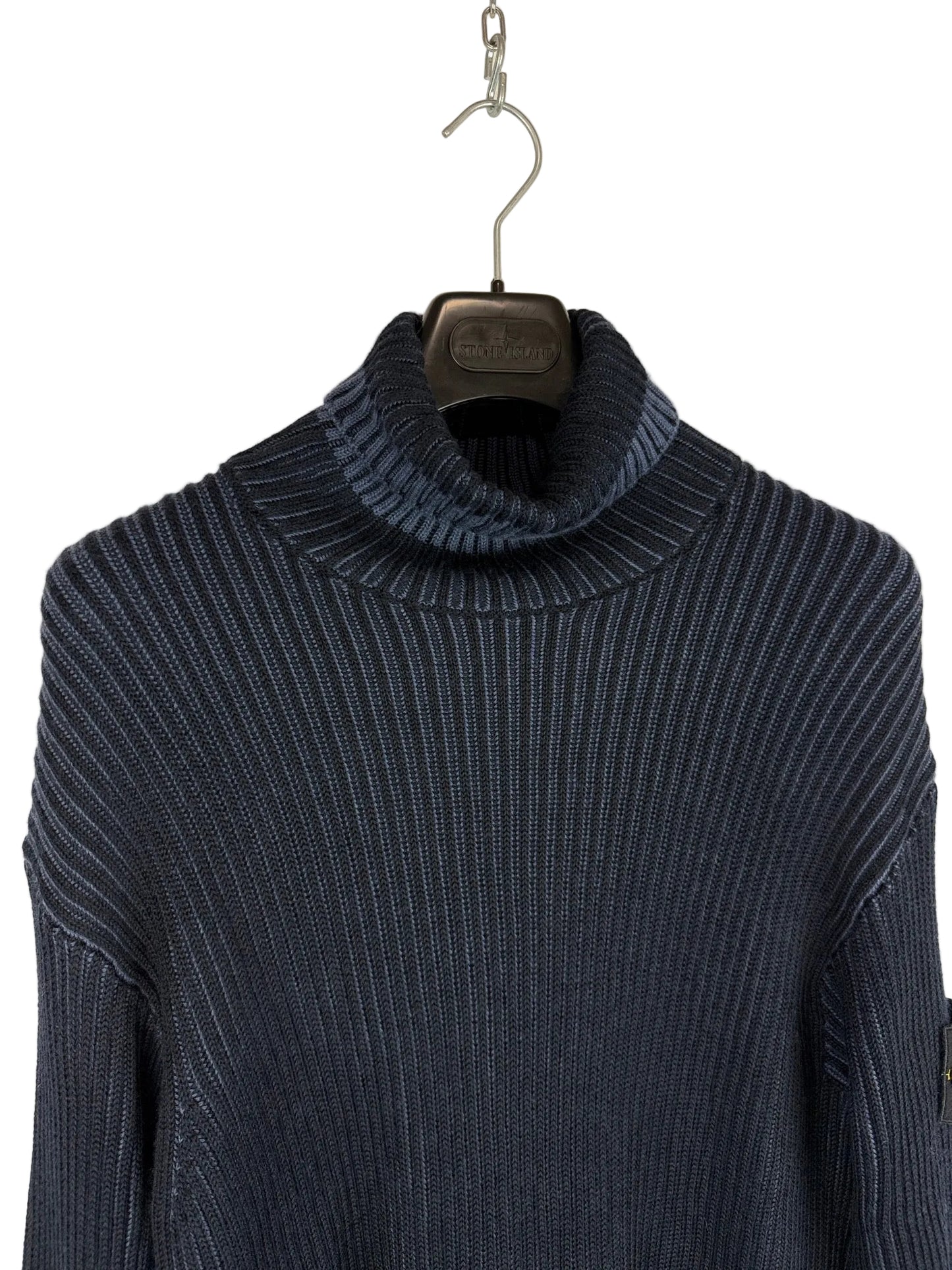 Maglione dolcevita a coste blu Stone Island - Taglia M