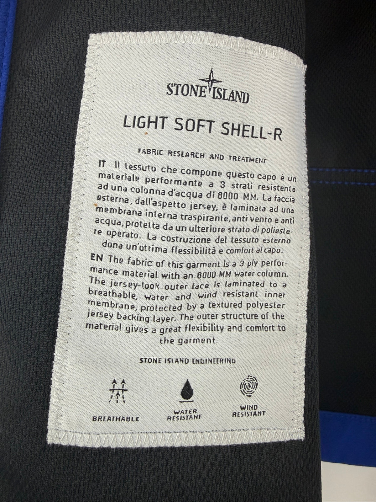 Giacca Light Soft Shell-R blu con zip e cappuccio Stone Island - Taglia S